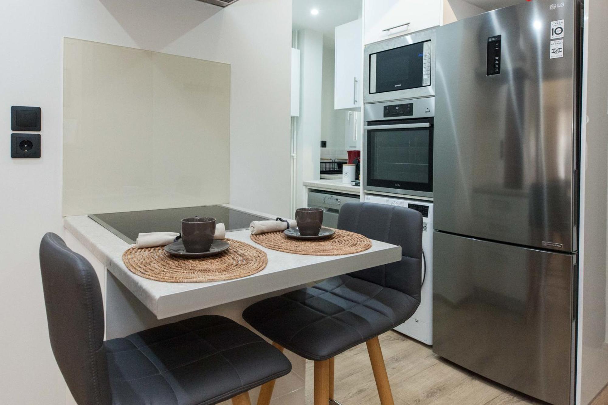 Acropolis View Modern Deluxe Suite With Balcony Αθήνα Εξωτερικό φωτογραφία
